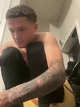 Snapshot of icastronjdkk chatting on 01.21.25 icastronjdkk online show from 01.21.25