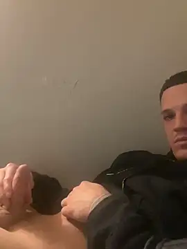 Snapshot of icastronjdkk chatting on 01.21.25 icastronjdkk online show from 01.21.25