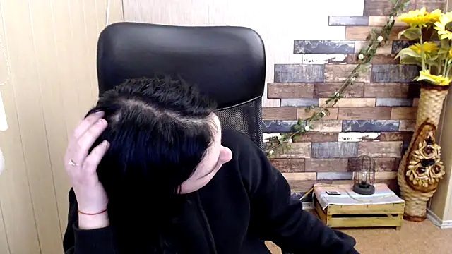 AmandaJi  online show from 03.19.25