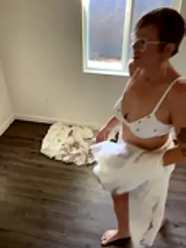 Snapshot of I_am_babydoll chatting on 10.29.25 I am babydoll online show from 10.29.25