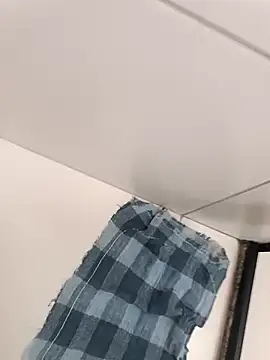 Snapshot of Trixboy201 chatting on 10.31.25 Trixboy201 online show from 10.31.25