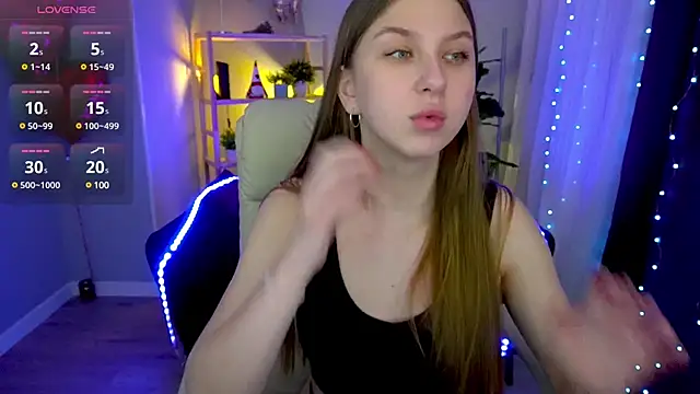 AureliaBliss  online show from 02.25.25