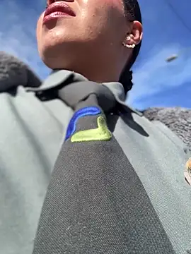 Ariana-07 online show from 10.22.25