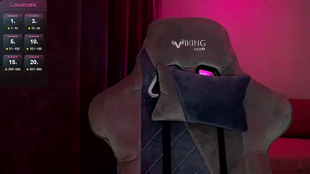 Ohmy Nora  online show from 02.01.25