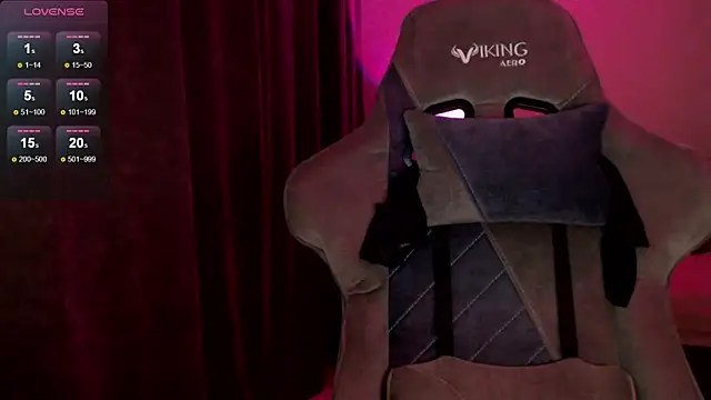 Ohmy Nora  online show from 02.08.25