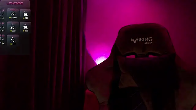 Ohmy Nora  online show from 02.19.25