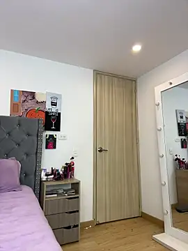 KarlaWild online show from 10.03.25