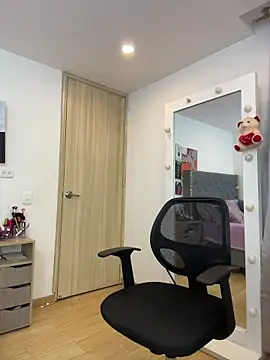 KarlaWild online show from 10.09.25