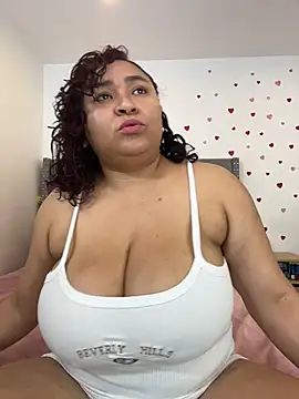 Snapshot of KarlaWild chatting on 04.18.26 KarlaWild online show from 04.18.26