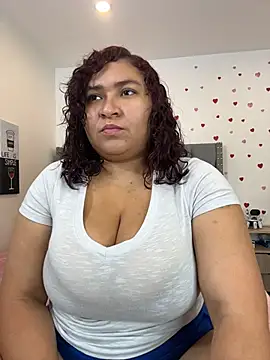 Snapshot of KarlaWild chatting on 04.25.26 KarlaWild online show from 04.25.26