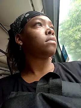 ValkiriaContee online show from 11.06.25