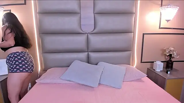 CAYLINCOLLINS online show from 03.05.25