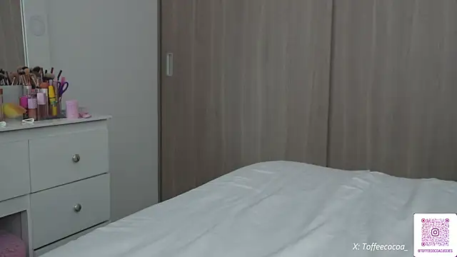 sophi lii online show from 10.06.25