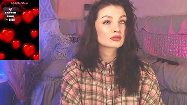 BritneyBarker online show from 12.31.24