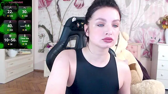 BritneyBarker online show from 09.26.25