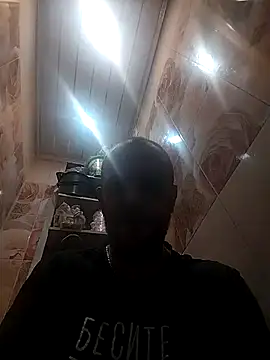 MaxDevilWhite online show from 10.16.25