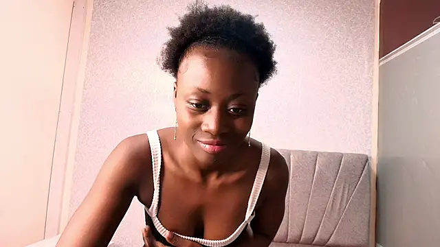 Sara Naugty online show from 01.26.25