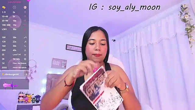 soy aly moon online show from 09.14.25