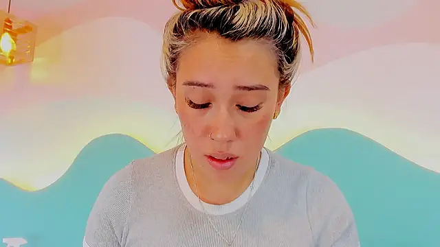 Lannajansen online show from 02.23.26