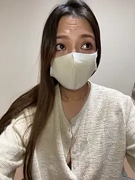 Snapshot of anchan69 chatting on 10.16.25 anchan69 online show from 10.16.25