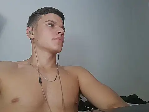 Snapshot of vitorsafado19 chatting on 02.07.25 vitorsafado19 online show from 02.07.25