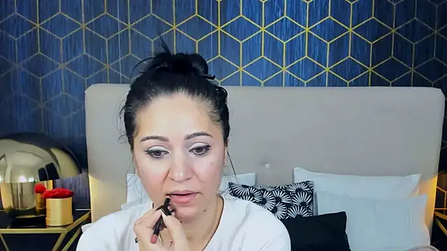 Snapshot of ValeryBlakes chatting on 10.31.25 ValeryBlakes online show from 10.31.25