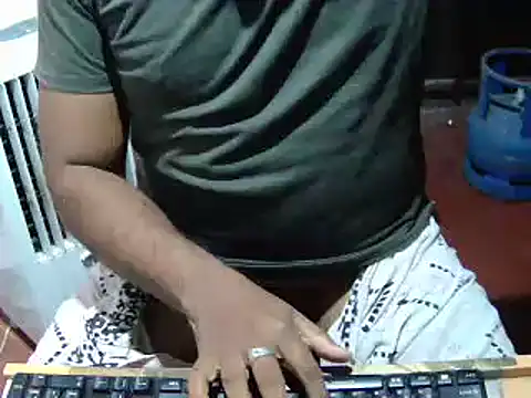 lolboy1234Z online show from 11.08.25