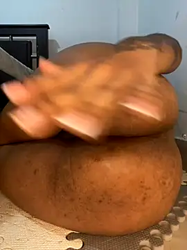 Snapshot of Charlotte_bronxxx chatting on 09.09.25 Charlotte bronxxx online show from 09.09.25