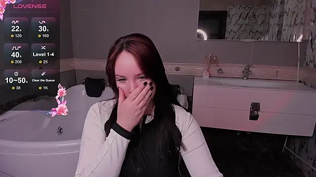 maya suun online show from 11.30.25