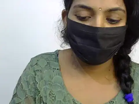 Snapshot of Reddy_Trisha chatting on 01.25.25 Reddy Trisha online show from 01.25.25