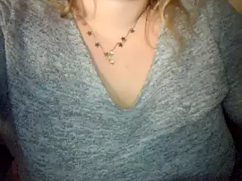 Snapshot of topina8 chatting on 01.30.25 topina8 online show from 01.30.25