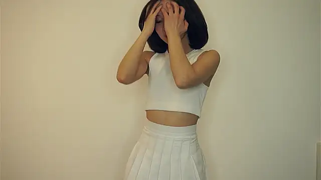 VeronaCritchlow online show from 02.18.25