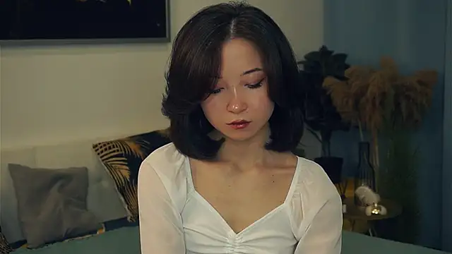 VeronaCritchlow online show from 03.01.25