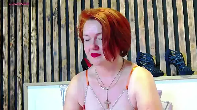 Snapshot of Alis_Lovi chatting on 11.05.25 Alis Lovi online show from 11.05.25