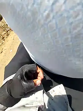 Snapshot of Extrembox5 chatting on 03.19.25 Extrembox5 online show from 03.19.25