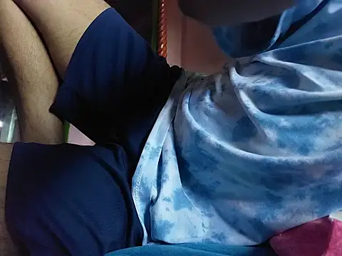 Snapshot of Extrembox5 chatting on 09.14.25 Extrembox5 online show from 09.14.25