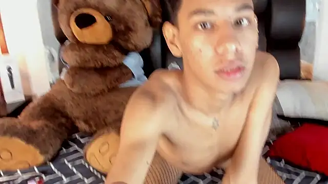 Snapshot of Amberr1 chatting on 02.08.25 Amberr1 online show from 02.08.25