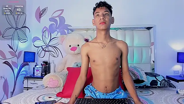 Snapshot of Amberr1 chatting on 02.21.25 Amberr1 online show from 02.21.25