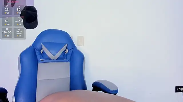 Snapshot of Amberr1 chatting on 02.21.25 Amberr1 online show from 02.21.25