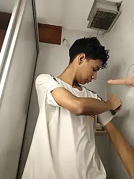 Snapshot of Amberr1 chatting on 03.15.25 Amberr1 online show from 03.15.25