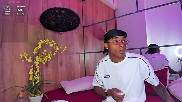 Snapshot of JackBBC18 chatting on 09.25.25 JackBBC18 online show from 09.25.25