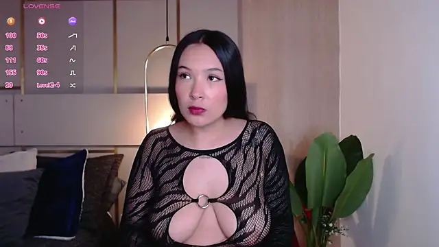 Victoria Collinns online show from 11.20.25