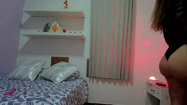 Snapshot of Ass_Landa chatting on 02.25.25 Ass Landa online show from 02.25.25