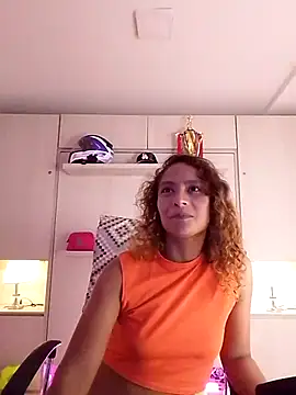 Snapshot of Zoedaniels chatting on 02.28.25 Zoedaniels online show from 02.28.25