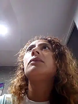 Snapshot of Zoedaniels chatting on 03.05.25 Zoedaniels online show from 03.05.25