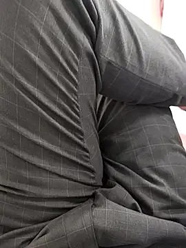 Younme6-9 online show from 10.14.25