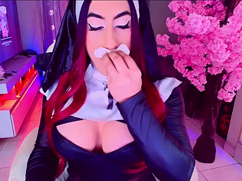 Snapshot of latexgoddes chatting on 10.31.25 latexgoddes online show from 10.31.25