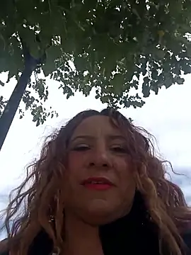 Snapshot of Anur-77 chatting on 11.04.25 Anur-77 online show from 11.04.25