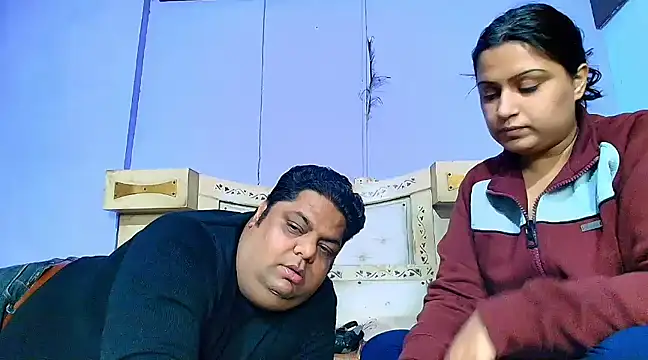 Sophia James online show from 02.01.25