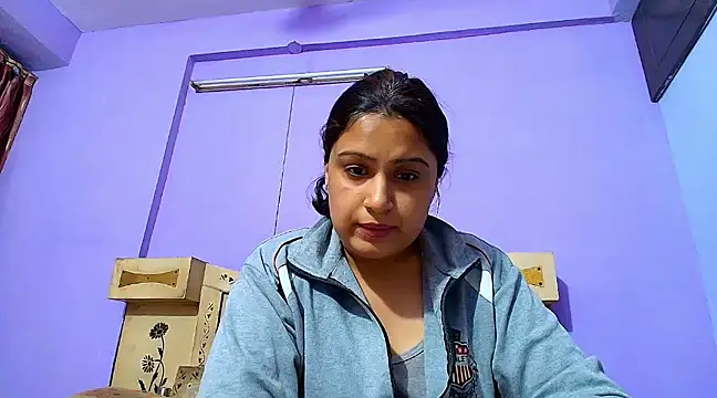 Sophia James online show from 03.21.25